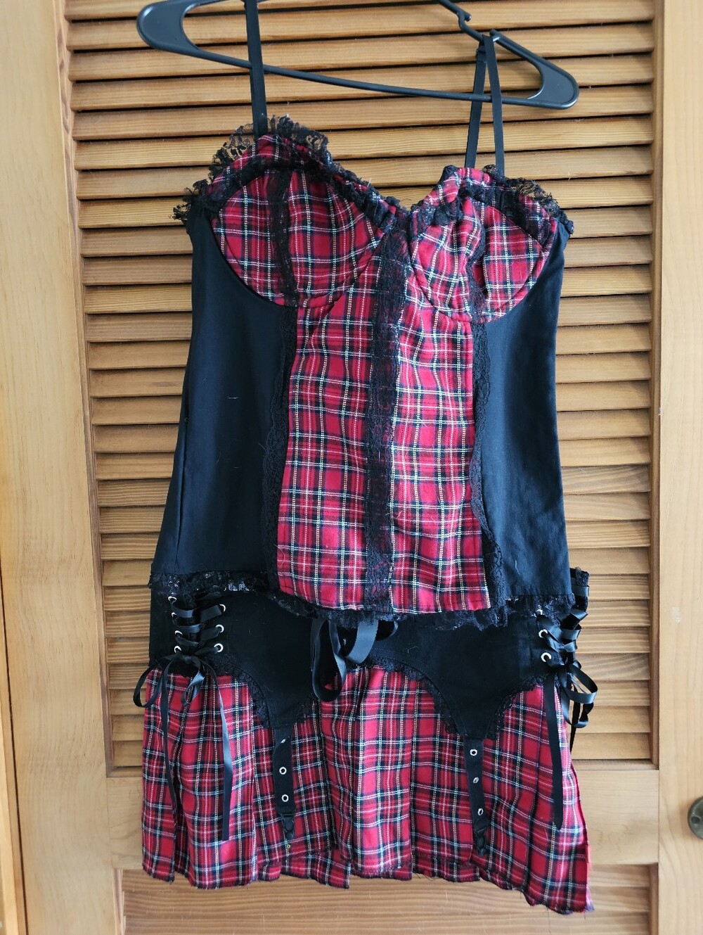 Red Plaid Corset-Style Top And Skirt Set with Black Lace Trim
